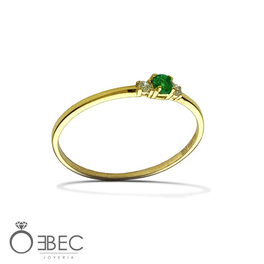 Anillo piedra verde delgado